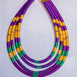 Four rounds necklace