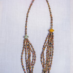 Partying necklace