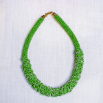 Round centered beads necklace