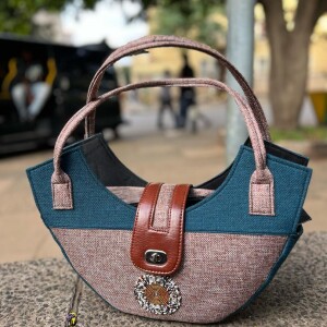 Simple vacation bag