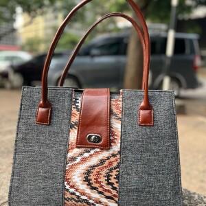 Safari hand bag